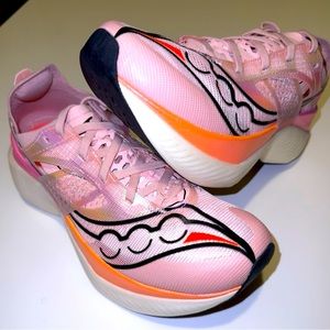 Saucony Endorphin Elite 8.5 with 10 miles!